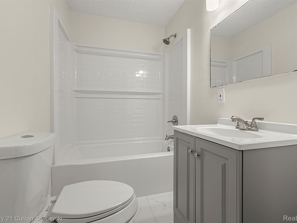 50 E Rockwood St, photo 11