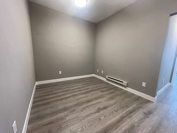 4th image of 1085 Washington St APT 103