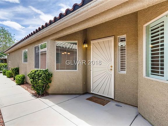 3rd image of 5690 Mahogany Run Pl