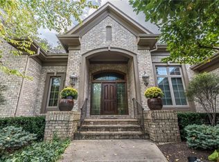 1511 Country Wood Dr, Sugarcreek Township, OH 45440
