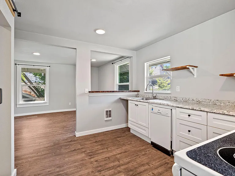 1707 W 8th Ave #2 — Photo 8
