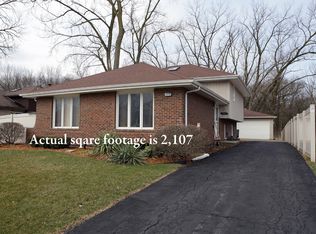 3218 Deer Path Ln, South Chicago Heights, IL 60411