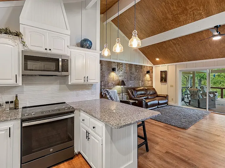 119 Heavens Gate Ln — Photo 27