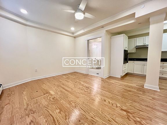 2nd image of 217-219 Commonwealth Ave #5