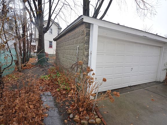 5th image of 8527 Parsons Blvd