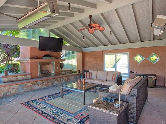 5th image of 1611 Loma Verde Ln