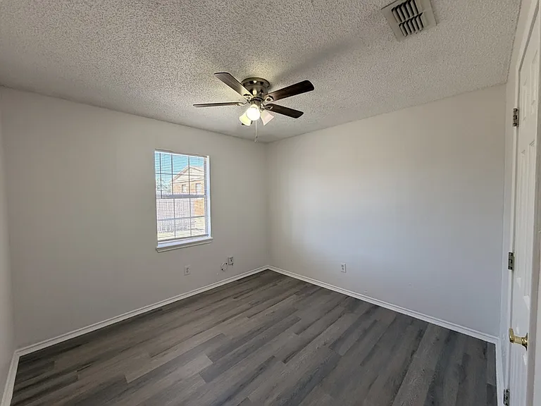 3431 Hyden Ave — Photo 13
