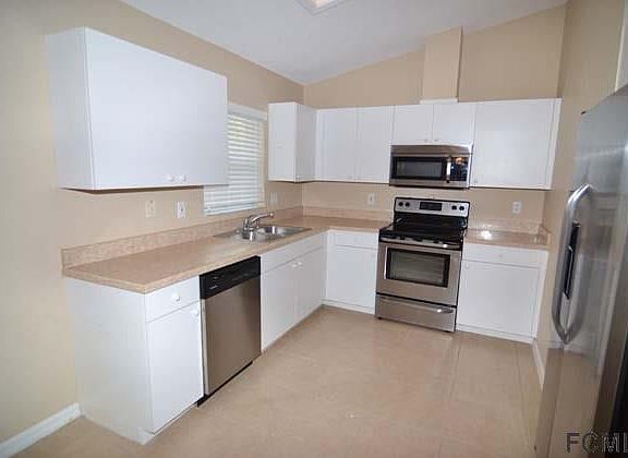 5th image of 22 White Dove Ln