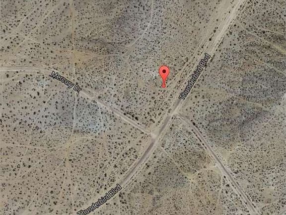 3rd image of Thunderbird Blvd