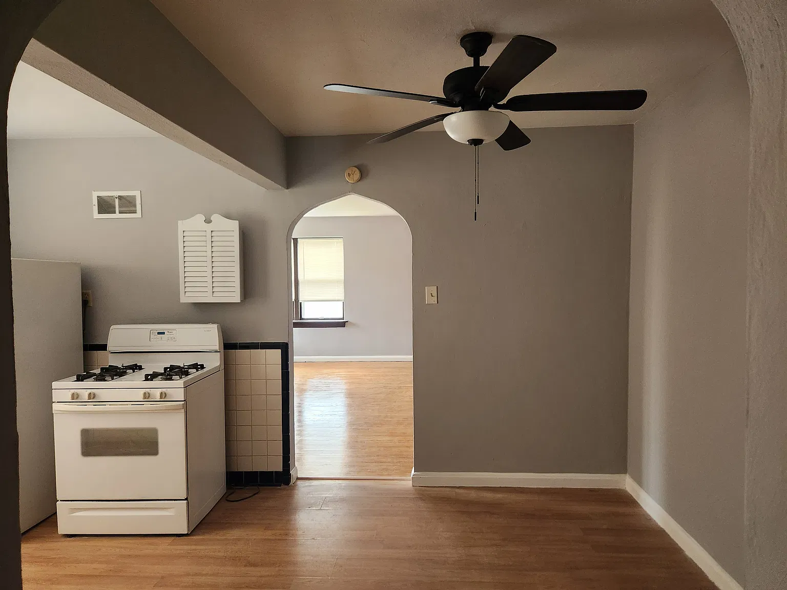 1 bed, 750 sqft, $700 — Photo 4