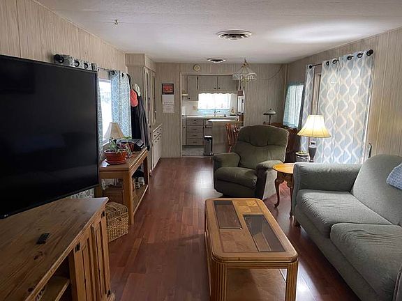 5th image of 305 S Val Vista Dr #209