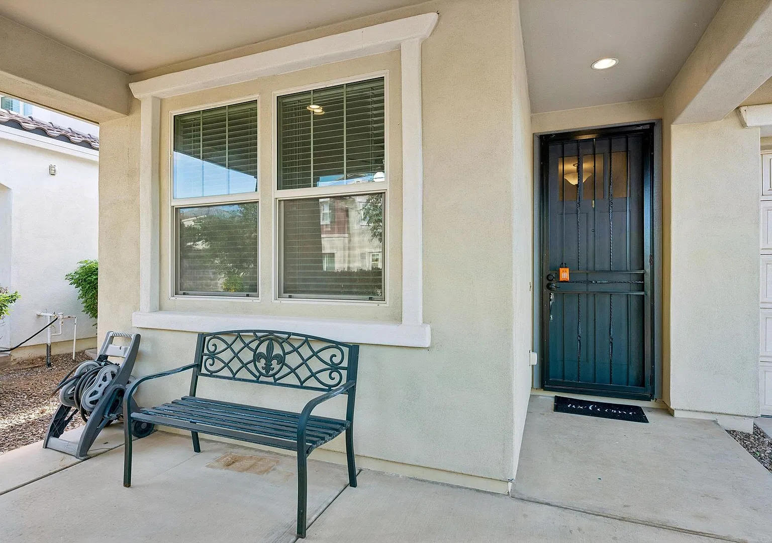 Sebring Ave 10517 E — Photo 3