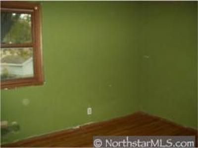 3rd image of 2178 Ivy Ave E