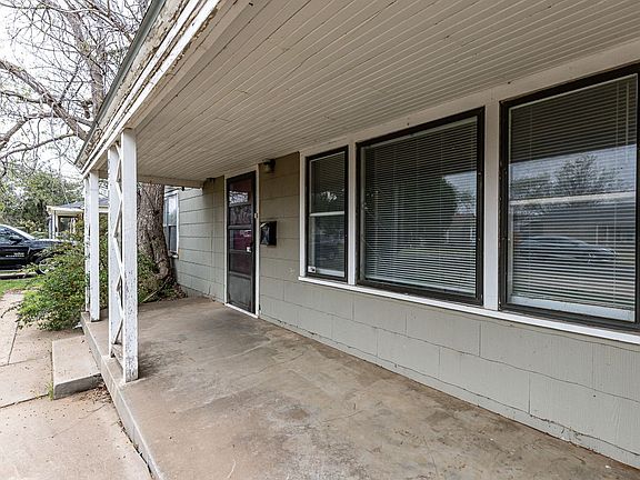 3rd image of 2513 35th St