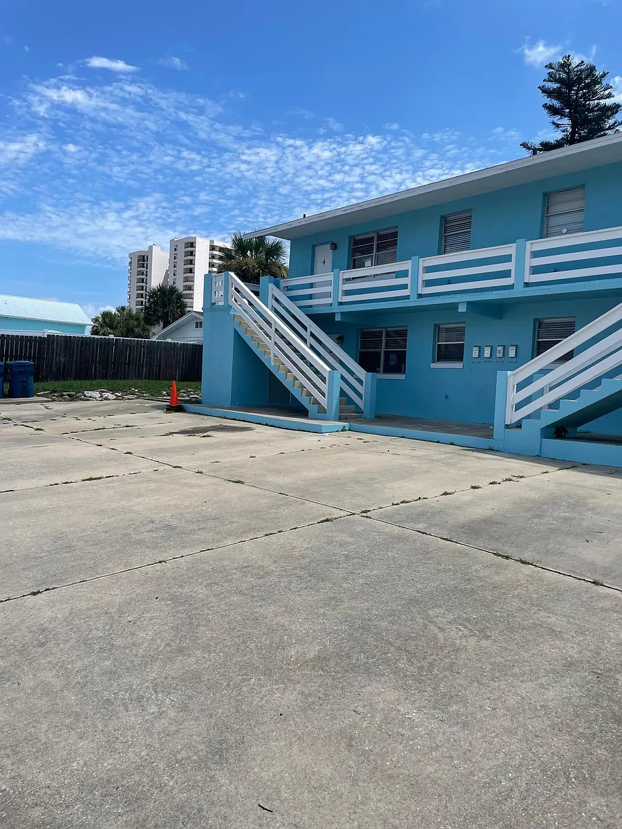 Building Photo - 119 Marcelle Ave #4