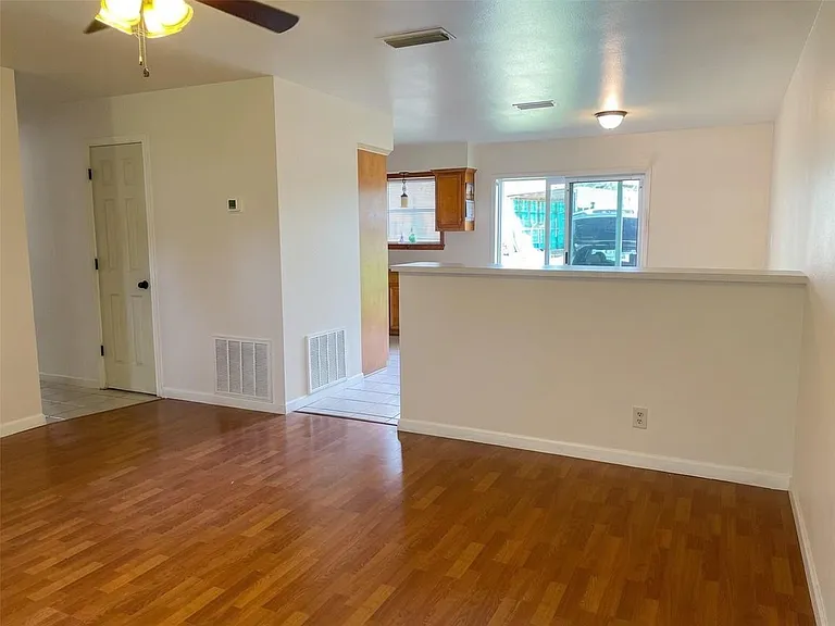 401 Anderson Rd — Photo 10