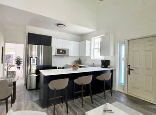 1575 NW 29th Rd UNIT 4, Gainesville, FL 32605