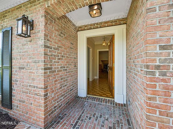 5th image of 2532 WRIGHTSON Drive