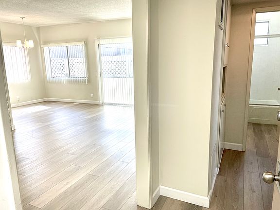 4th image of 1225 Barry Ave APT 9