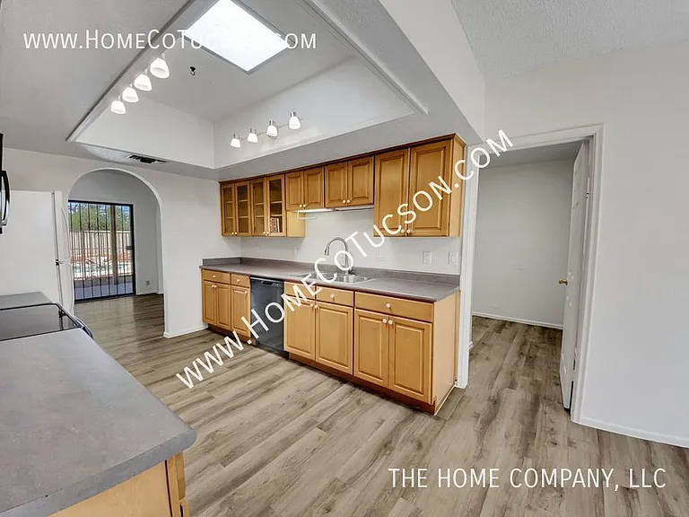 5243 N Stonehouse Pl — Photo 11
