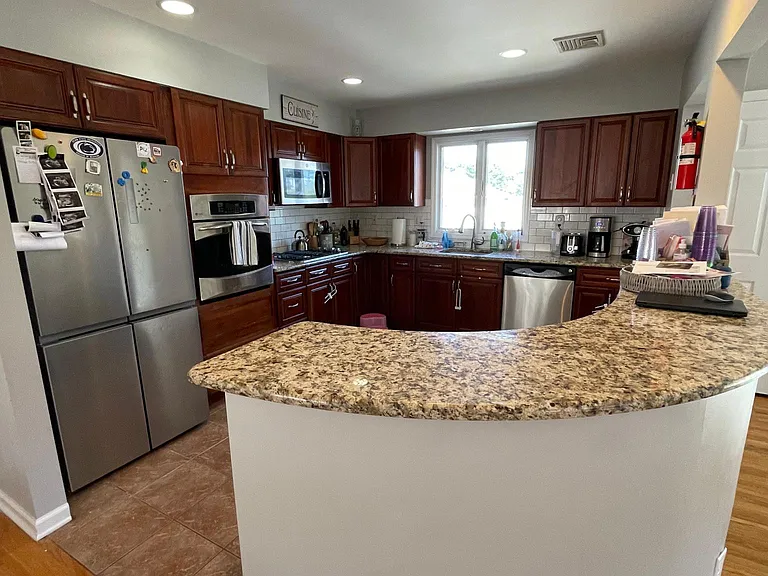 407 Railroad Ave #2 — Photo 9