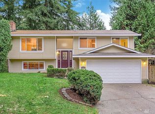 17113 NE 84th St, Redmond, WA 98052