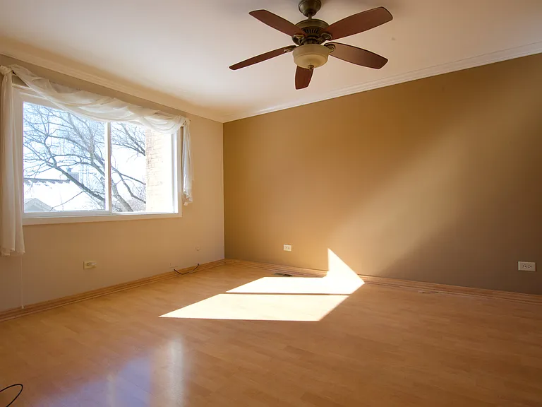 253 W Golfview Ter — Photo 8