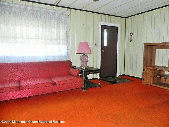 2nd image of 87 Woodchuck Pkwy