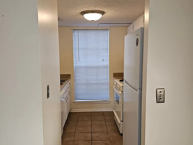 59 Knollwood Cir — Photo 10