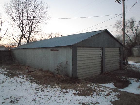 6 car pole shed