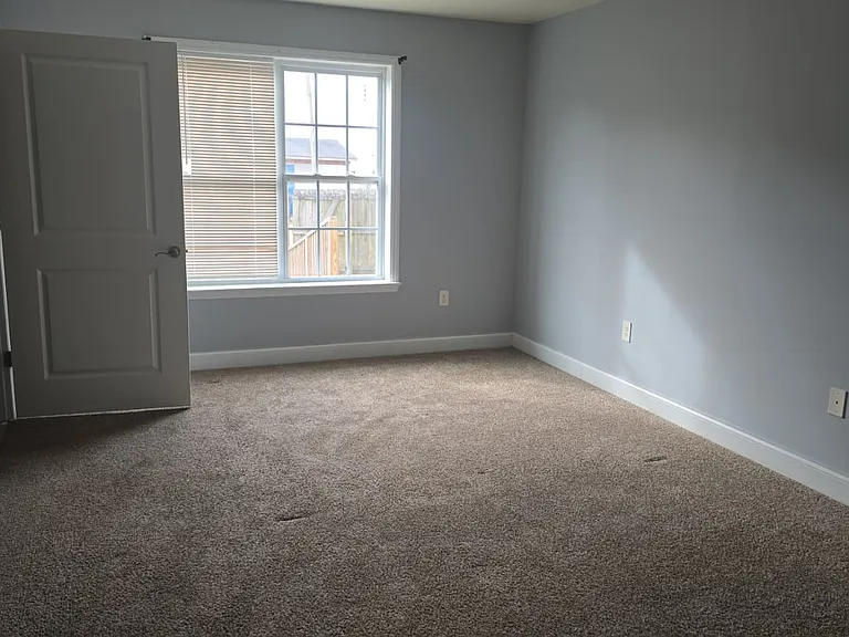 280 Liberty Dr #104 — Photo 7