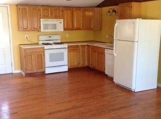 224 E Shore Dr, Dingmans Ferry, PA 18328