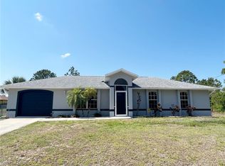 2605 36th St SW, Lehigh Acres, FL 33976