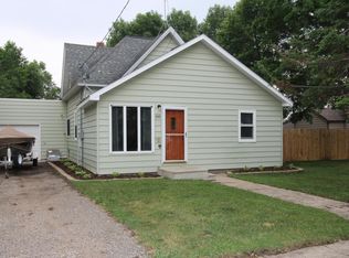 330 Washington Ave, Villard, MN 56385