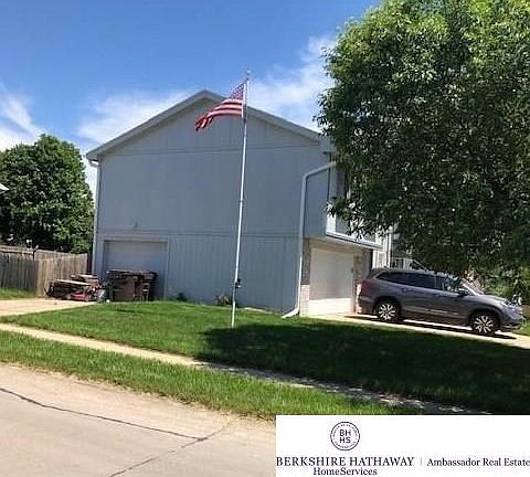 5th image of 111 Oakwood Dr