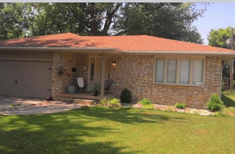 2nd image of 695 Rose Mary Ct