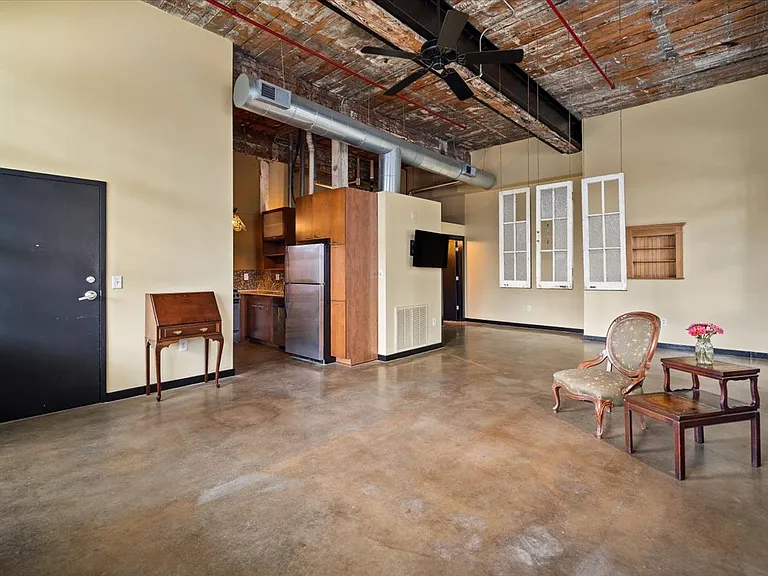 170 Boulevard SE #F101 — Photo 13