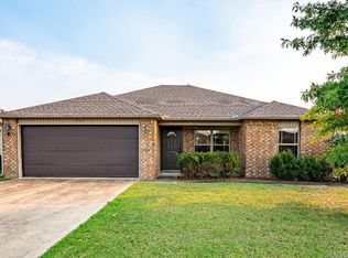 929 Anemone Dr, N Little Rock, AR 72117