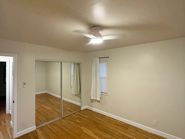 131 1/2 S Bushnell Ave — Photo 16