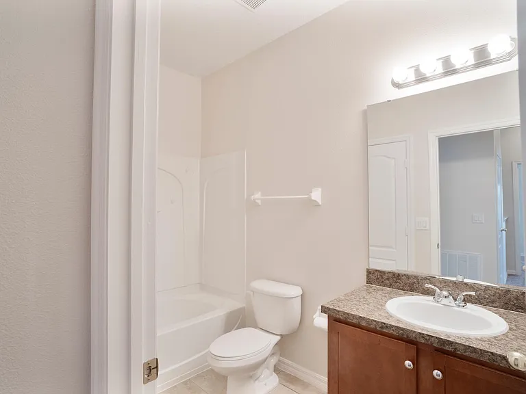 Upstairs hall bathroom with shower