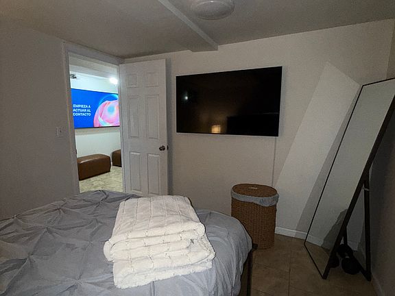 5th image of 2570 Bouck Ave #B