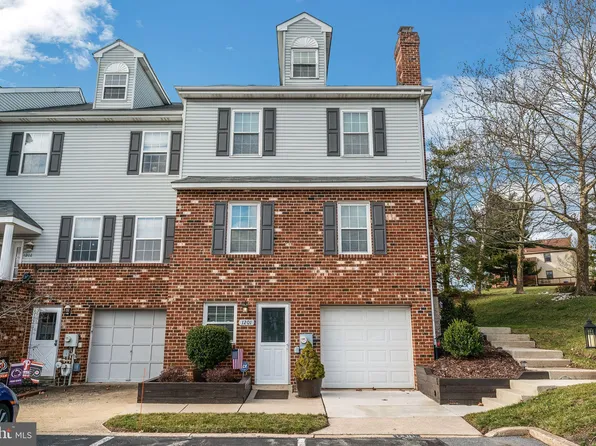 1201 Reagan Ct, Norristown, PA 19403