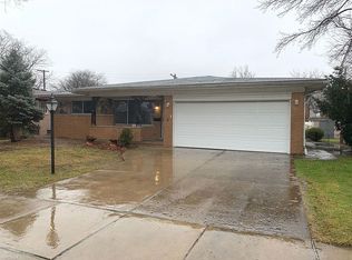 20500 Mauer St, Saint Clair Shores, MI 48080