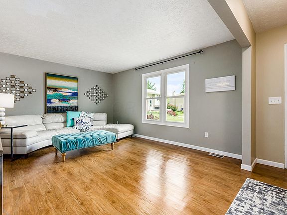 3rd image of 47 Grangefield Ct