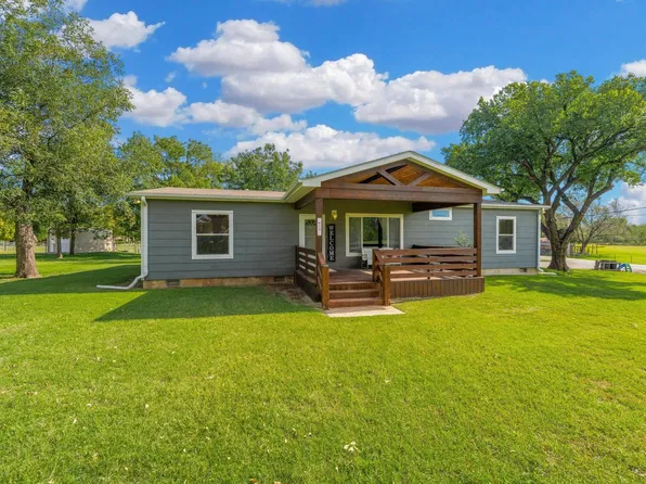 823 S Douglas St, Wellington, KS 67152