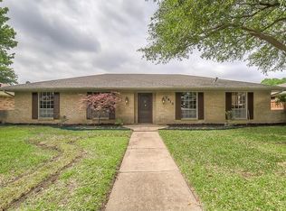 2412 Flagstone Dr, Plano, TX 75075