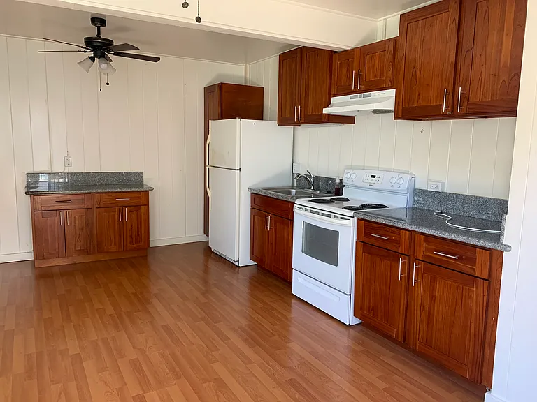 1469 Makiki St #3 — Photo 5