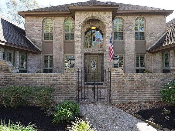 3rd image of 4226 Hill Forest Dr