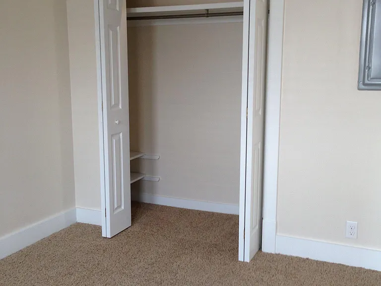 810 Broad St #3 — Photo 7