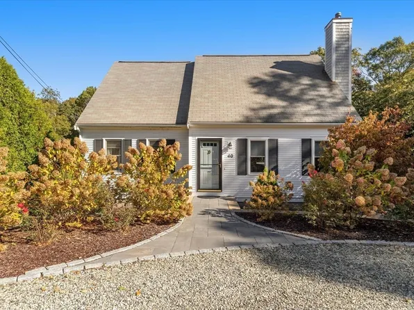 40 Waterfield Rd, Barnstable, MA 02630